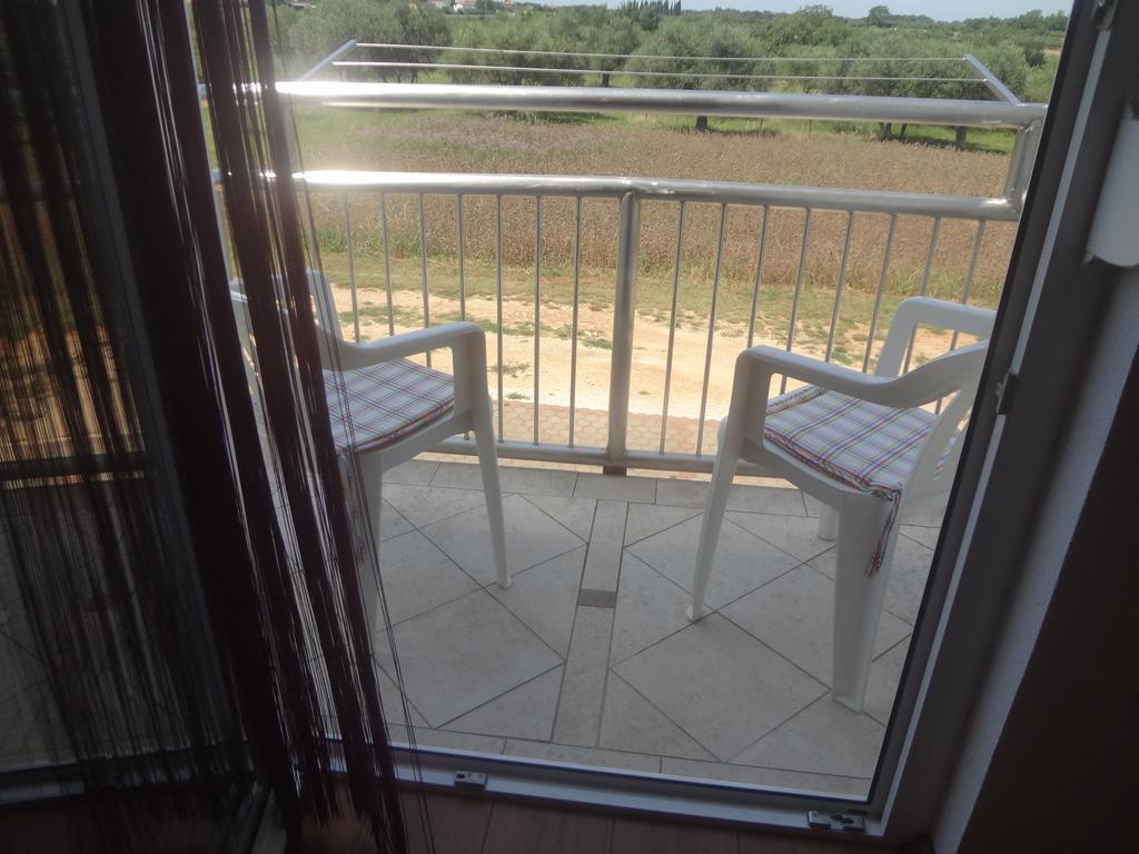 Apartments Zdravac Umag Bagian luar foto